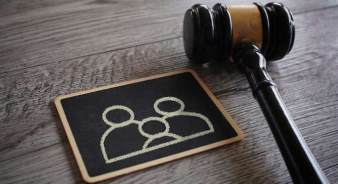 Court symbol and Family law